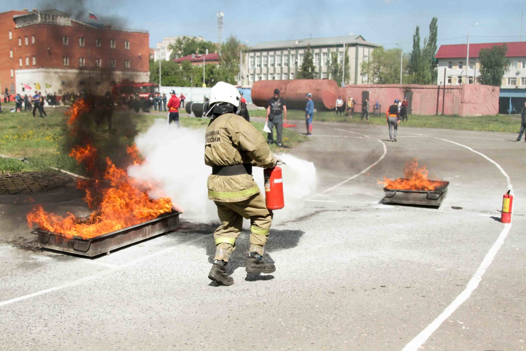 В Омске прошла «огненная» эстафета - Новости - Главное управление МЧС  России по Омской области