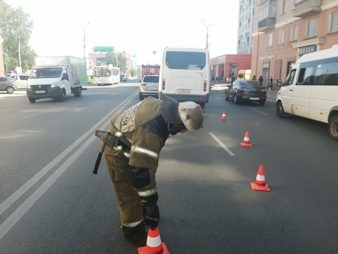 Подразделения МЧС привлекались для ликвидации ДТП в Кировском округе города  Омска - Оперативная информация - Главное управление МЧС России по Омской  области