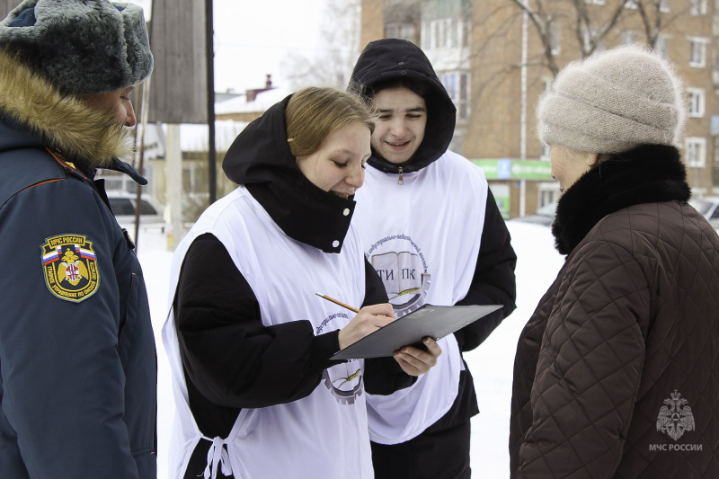 «Несём» пожарные извещатели в массы