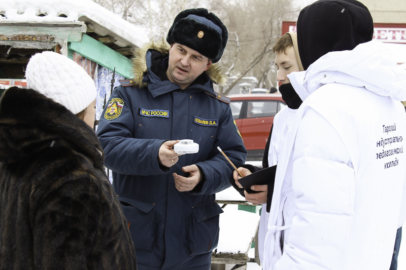 «Несём» пожарные извещатели в массы