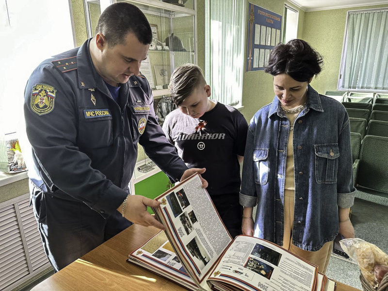 «Спасибо, МЧС России» от омички и её сына за спасение